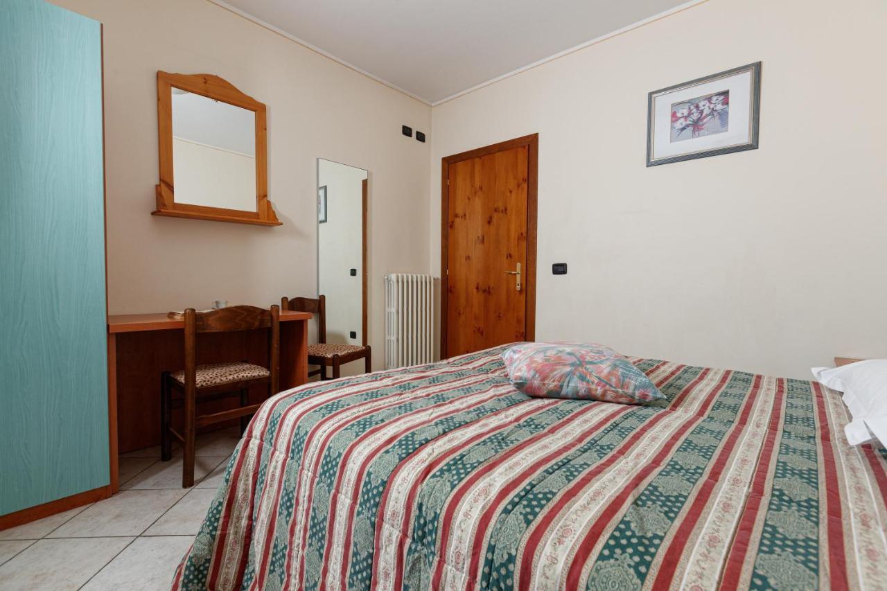 Hotel Villa Rina 보르미오 외부 사진